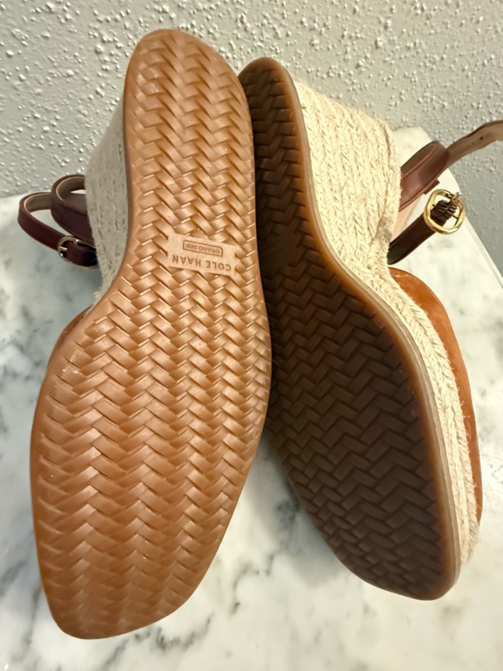 Cole Haan
Kyra Cloudfeel Wedge Sandal 6.5 - Picture 4 of 7